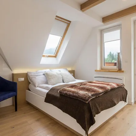 Krzeptowskiego 2 Apartamento *